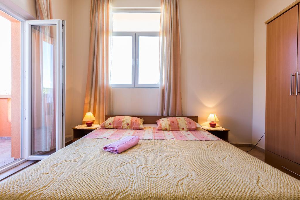 Apartments Angelina Sukošan Εξωτερικό φωτογραφία